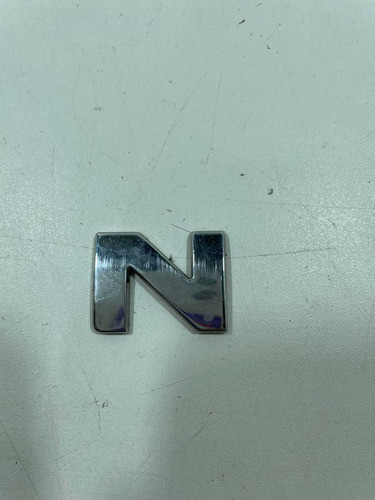 Emblema Letra  N De Logan Original Usado 2014/ 0
