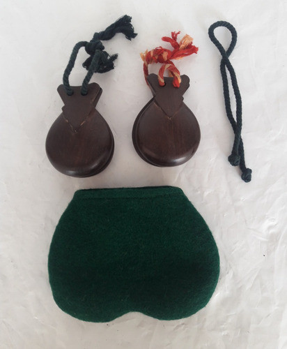 Castañuelas Madera + Estuche Paño Lenci Impecables 7.5 X 5.2 0