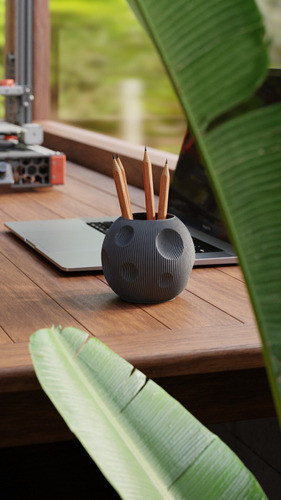 Porta Lápiz Con Diseño De Luna 1