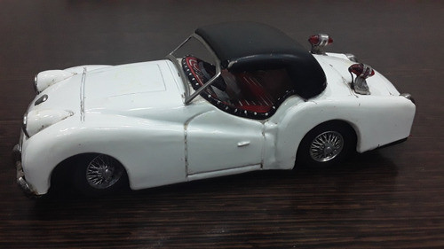 Triumph 1960 Marca Bandai 1