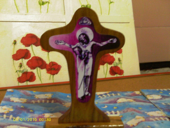 Cruz-escultura Confeccionada En Madera En Forma De-unica- 0