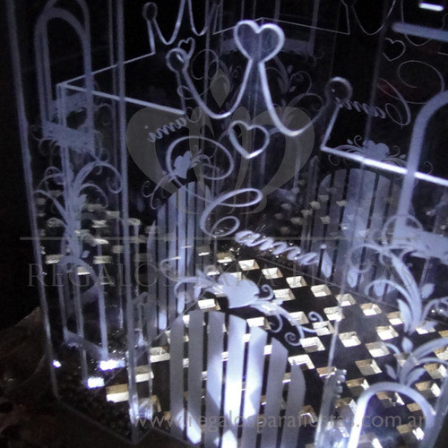 Castillo De Cristal Para Ceremonia De Cintas 15 Años 0