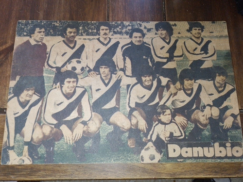 Plantel Futbol Danubio Póster En Enchapado Madera Años 80 0
