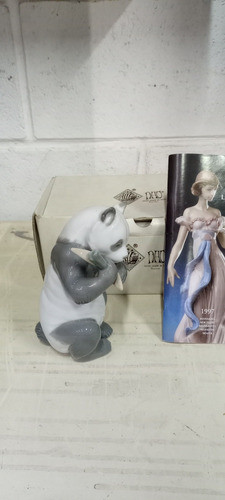 Figura De Porcelana Lladró Oso Panda 1
