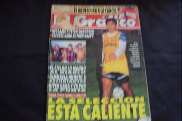 Revista El Grafico # 3894 - Tapa Argentina Maradona 0