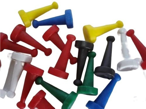 Conjunto Peão Jogo Pinos  120 Und + 25 Dados 18mm 4 Cores 1