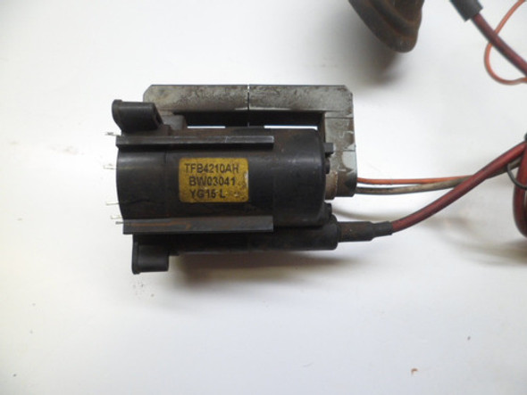 Flay Back- Tfb 4212ah Usado Compativel P Tv Toshiba 29- Leia 0