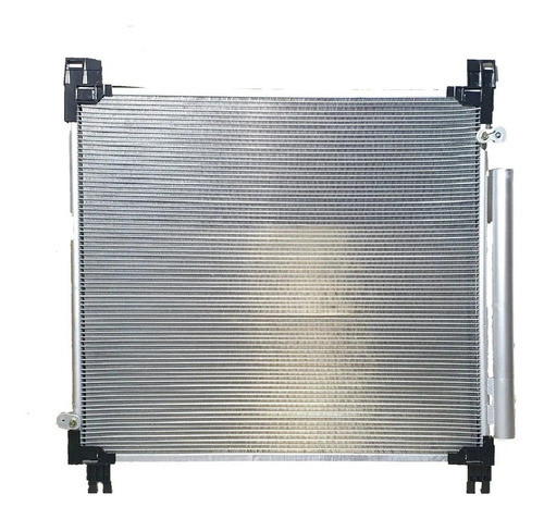 Condensador Toyota Hilux 2016 2017 2018 2018 2020 0