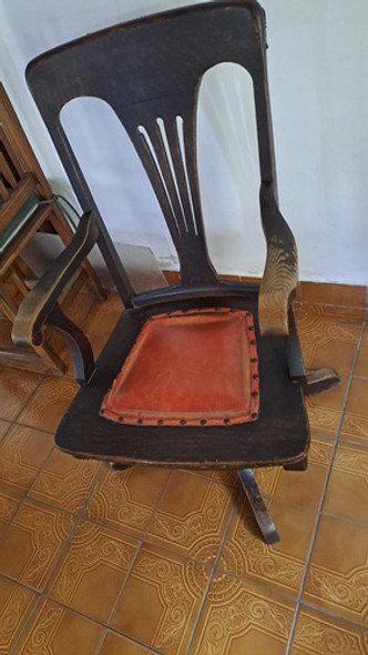 Silla Gira Muy Antigua Reforzado 0