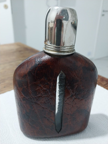 Petaca Antigua Forrada De Cuero 1