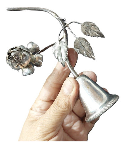 Sineta Antiguidade Flôr Metal Banho Prata 16x11x4cm 60g Raro 0