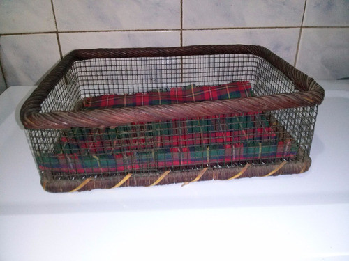 Cesta,canasta De Mimbre Y Alambre ,futera,panera,etc. 0