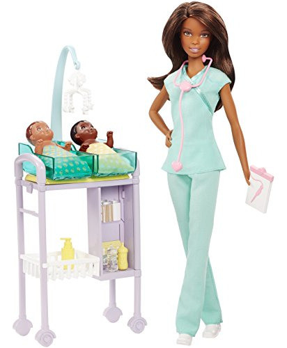 Carreras De Barbie Baby Doctor Doll Playset, Morena 0