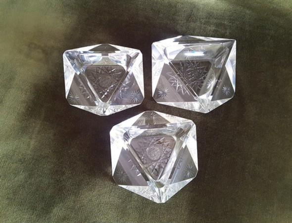 Tres Ceniceros En Cristal Tallado De Los Años Cincuenta 0