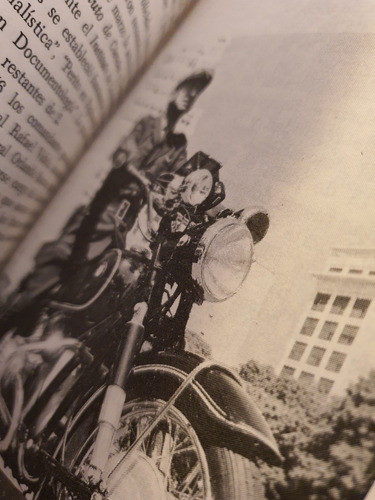 Libro:cuatrocientos Años De Policia En Buenos Aires- 1