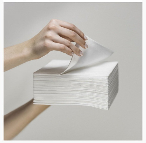 Toalha Descartável Tecido Macio Clínicas  20x35  100un 1