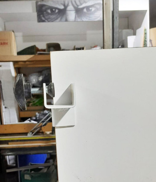 Tercera Mano, Prensa Para Colocar Y Regular Fajas/ Tirantes. 1