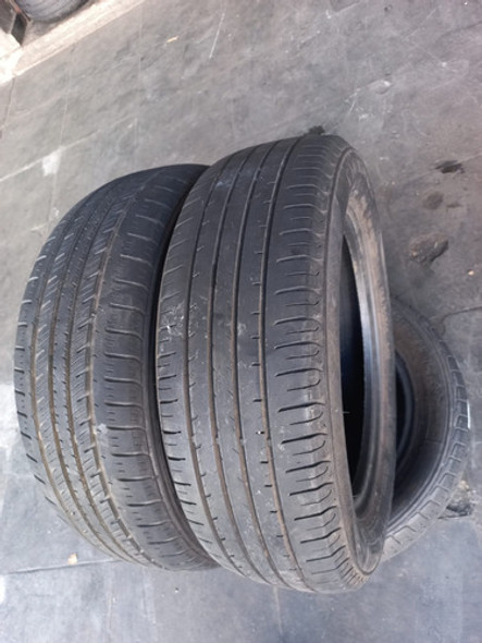 Pneu Aro 15 185/60,em Boas Condições. 0