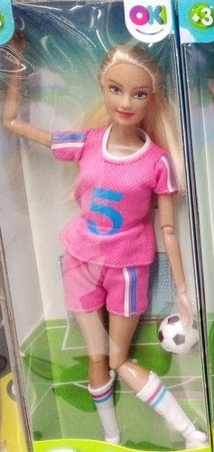 Muñeca Futbolista 30 Cm Made To Move  Articulada 1