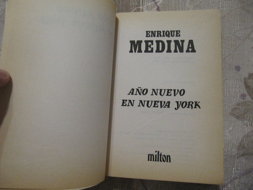Año Nuevo En Nueva York - Enrique Medina 1