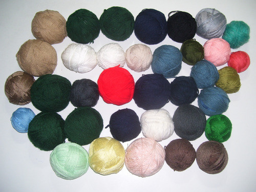 Bolson 36 Ovillos De Lana Para Prendas Y Artesanias Leer !!! 1