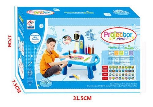 Criança Aprendendo O Traço Da Mesa E Desenhando A Arte Do Pr 1