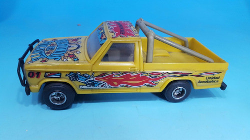 Antigua Camioneta De Plastico .demonios Del Volante- Nueva 1