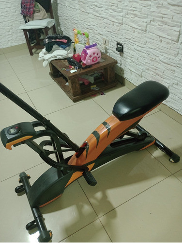Crunch Aparato Fitness 0