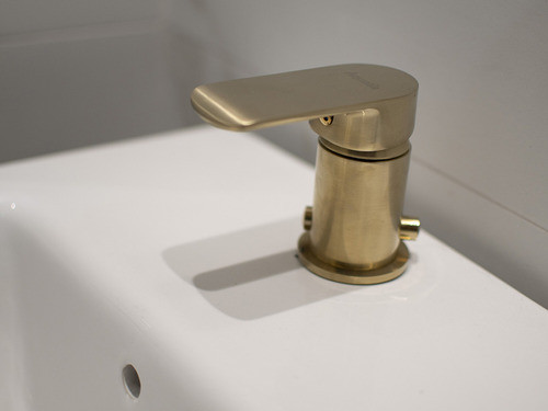 Griferia Para Bidet Monocomando 35mm Oro Semi Mate Alassio 1