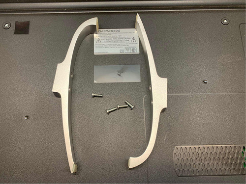 Base Pie Daewo Dwled-55fhds2 , Impecables, Con Tornillos 1