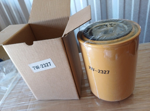 7w 2327 Oil Filter 1