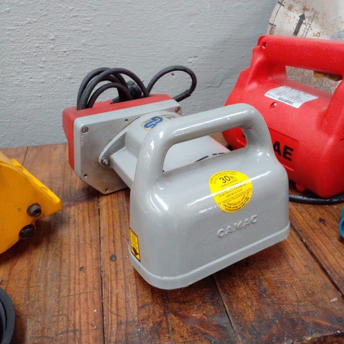 Acanaladora Rozadora Para Pared Con Fresas Camac España 1