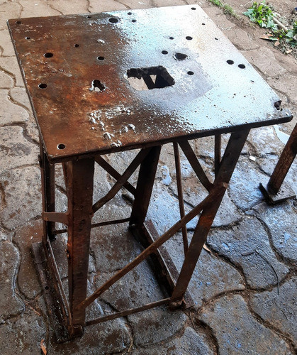 Mesa Hierro. 400 X 400 De 17 Mm.plana Herrero.tubos Larralde 0