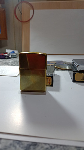 Encendedor Zippo Básico Solid Brass Usa. 1