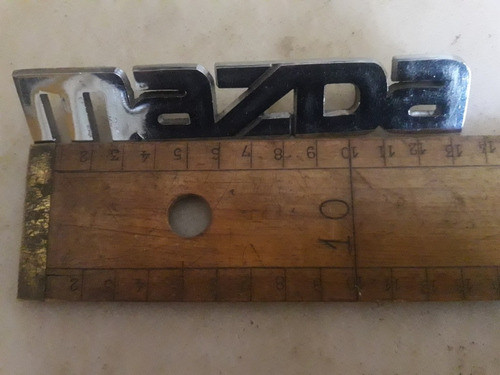 Insignia Mazda De Metal 0