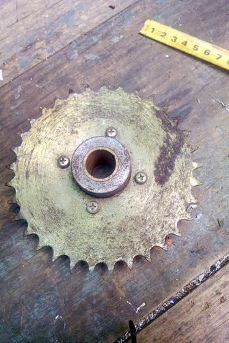 Corona Pára Maquina 33   Dientes   Diametro 140 Mm Cadena 0