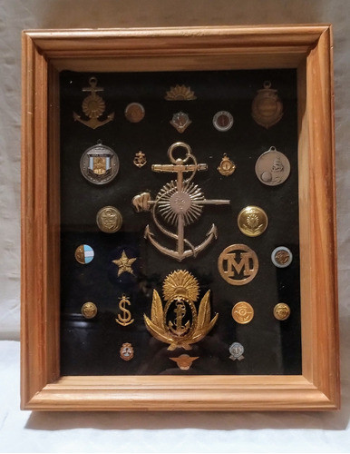 Cuadro Armada Argentina  Medallas Insignia,hua De Plata /oro 0