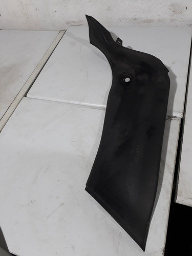 Acabamento Coluna Traseira Esquerda Peugeot 2006 2005 0