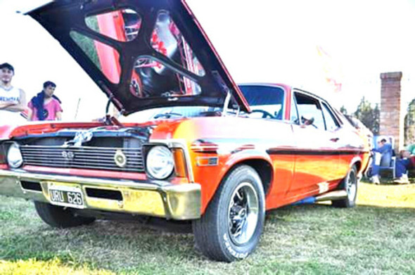 Apliques De Capot De Acero Inoxidable Chevrolet 400 Chevy 0