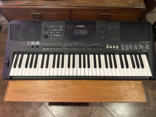 Yamaha PSR E403 Keyboard with Double X Stand