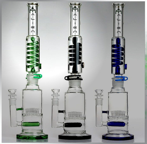 Alien Bong Alto Con Camara De Glicerina Congelable Y 2 Percs 0