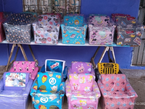 Mueblería M&d Vende Estos Hermosos Sillones De Niños.. 1