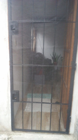 Mosquitero Para Puerta Reja Con Velcro Autoadhesivo 1