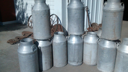 Tachos De Leche  Aluminio Para Adorno Muy Lindos 1