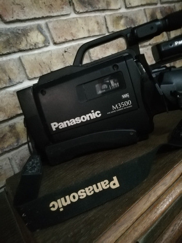 Filmadora Panasonic M3500 1