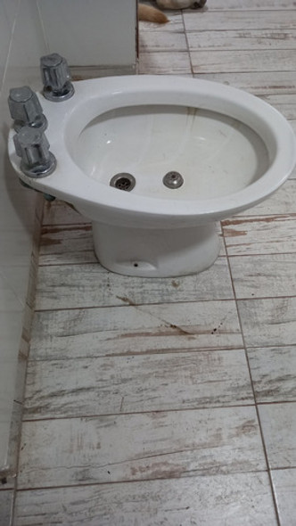 Bidet Ferrum Con Griferia Fv 0 Bidet Ferrum Con Griferia Fv 0