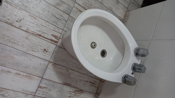 Bidet Ferrum Con Griferia Fv 1 Bidet Ferrum Con Griferia Fv 1