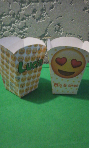 Cajitas En Cartulina Para Pop Emoji, Emoticon, Cotillón 1