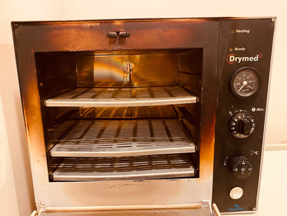 Horno Esterilizador 3 Bandejas Timer Temperatura Funcionando 1