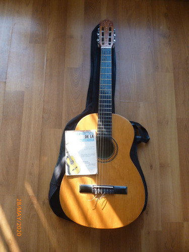 Guitarra De Studio O Adquirida En Casa Nuñez+ Funda+ Libro 0